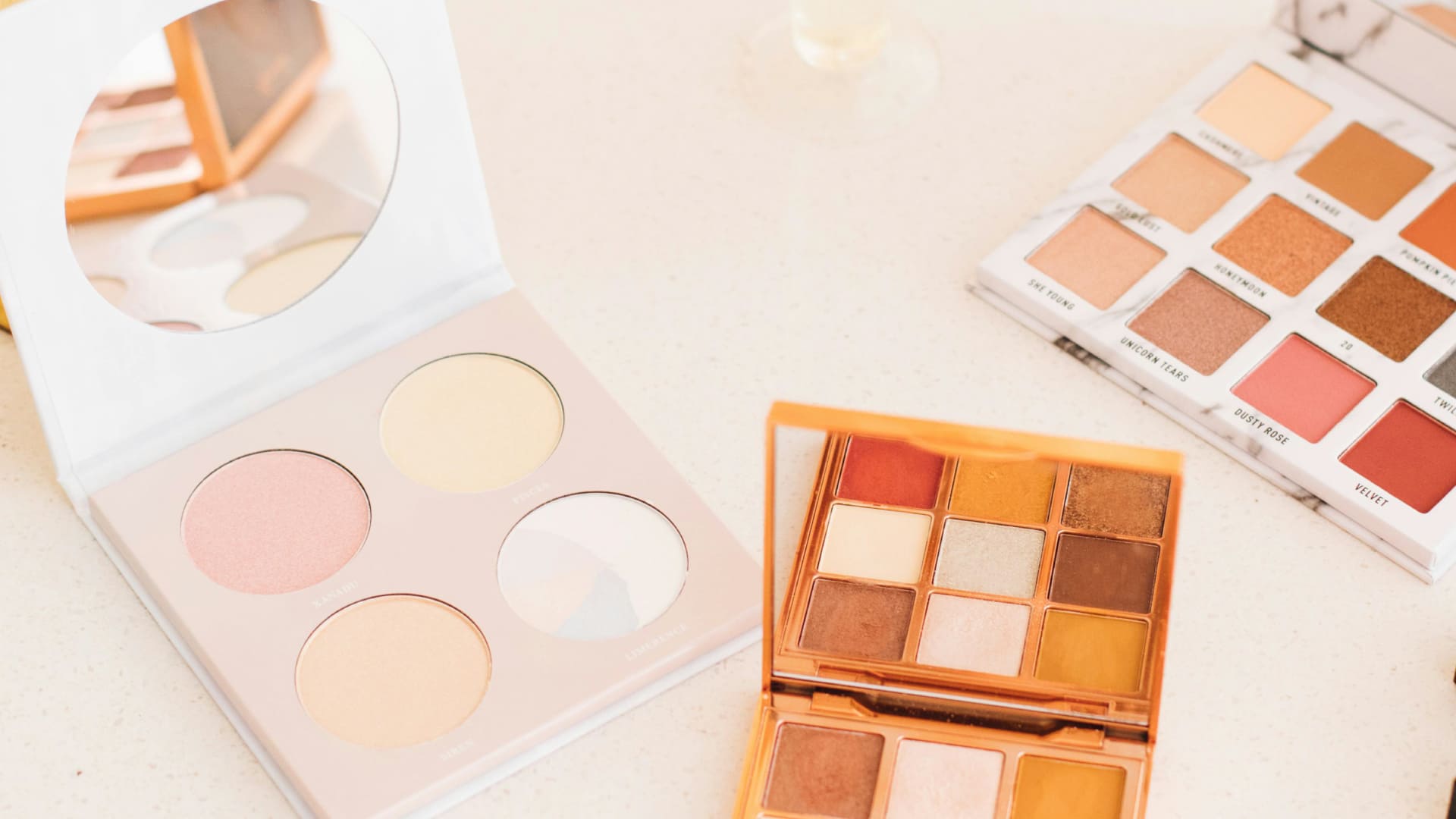 Contornos y rubores en crema: la nueva tendencia que arrasa en el maquillaje